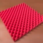 Mousse acoustique noire et rouge - 1 pièce - 300x300x30mm