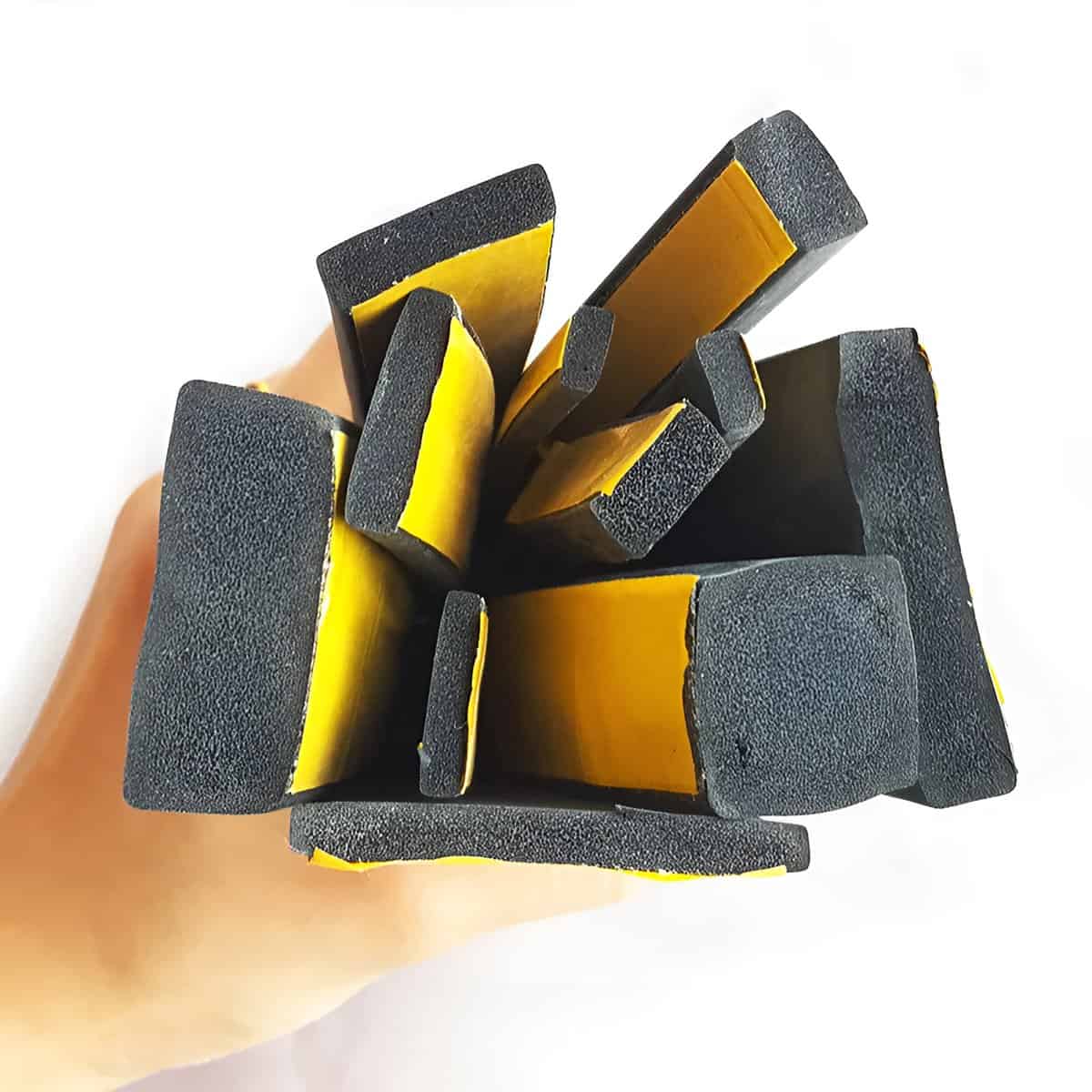 Mousse acoustique pour frigo 10Mx10mmx5mm, isolant noir avec adhésif jaune.